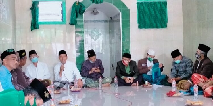Sholat Dhuha Berjamaah di Musholla Al-Muttaqin Lebo Sidoarjo